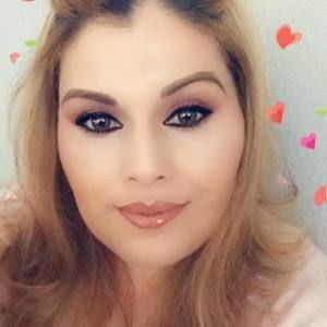 Meet your Posher, Araceli